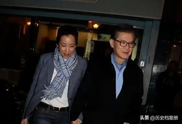 600亿财产!朱玲玲不掺和罗家夺产之争,网友:为霍启刚离婚