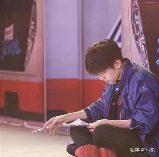 易烊千玺头像分享