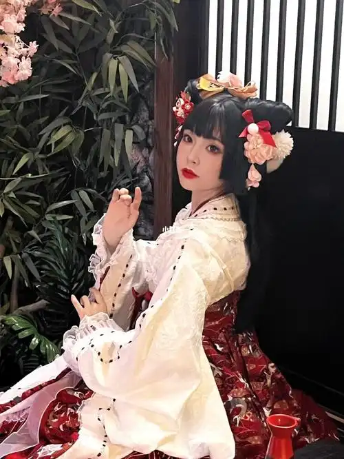 给模特妹妹做的和风lo的妆造