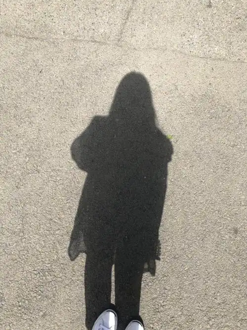 回家了不给我看人,发个影子!好气