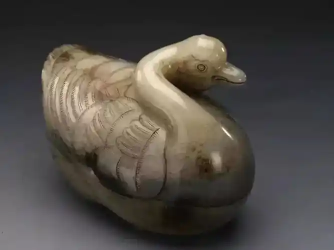 天津博物馆藏古玉