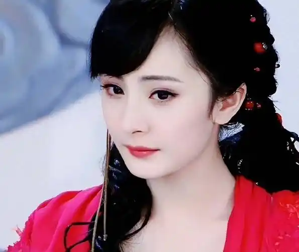 《宫》《三生三世十里桃花》《仙剑奇侠传》《古剑奇谭》都是大爆剧.