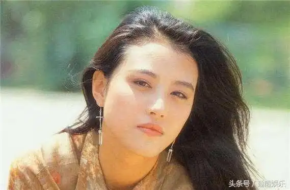 《香蜜》天后周海媚被嘲直会龇牙瞪眼,承受不住言乱宣布退出微博