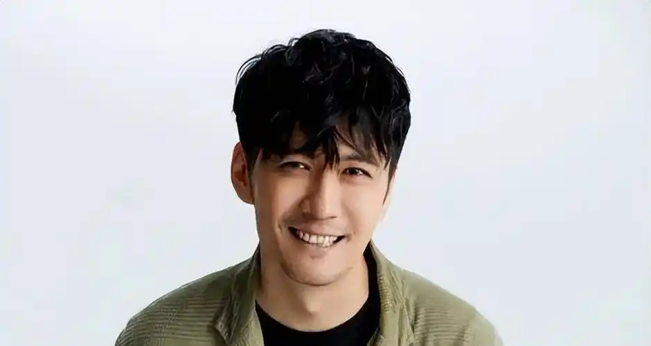 原创赵峥和妻子姐弟恋恩爱二十载无绯闻百分百的好丈夫好爸爸