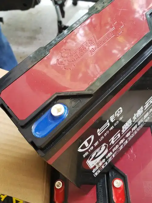 台铃电动车怎么样 这就是传说中的石墨烯电池,冬天来了换电池_什么