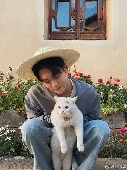 曾舜晞高中时期旧照##曾舜晞高中旧照好青涩