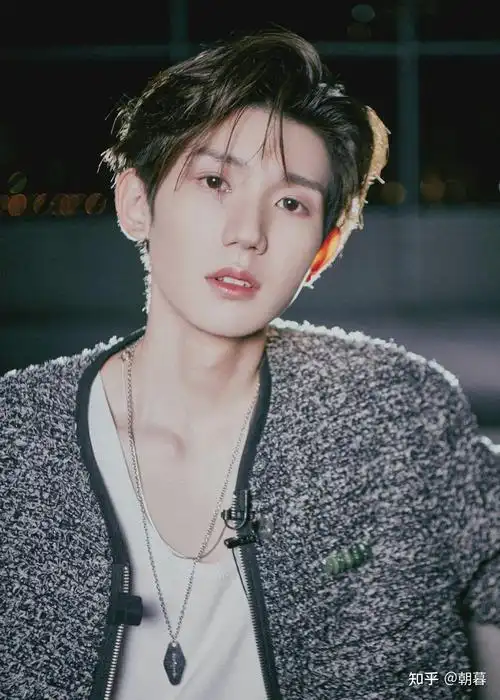 有没有特好看的王源的神图,在线求? - 知乎