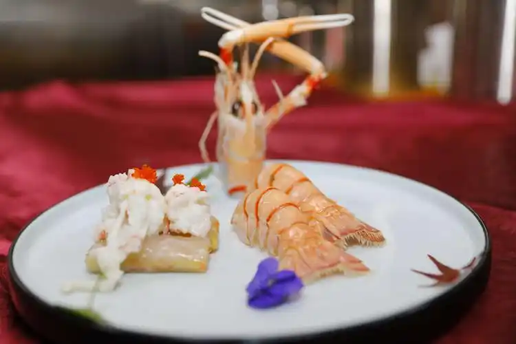 几番求索 完美呈现——高端接待服务体系项目组举办菜品研讨活动