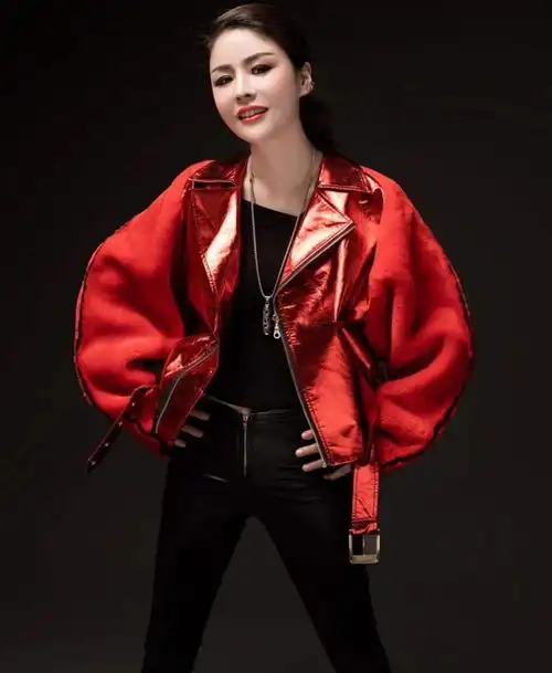 花姐,中国内地流浪歌手,本名:康春花,身高168cm,1993年3月29日出生于