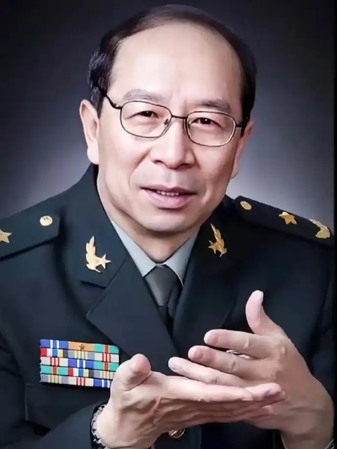 金一南,中国人民解放军少将军衔,正军级,#教授,#战略学博士 - 抖音
