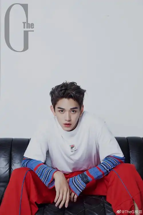 黄旭熙lucas杂志硬照合集2019年篇