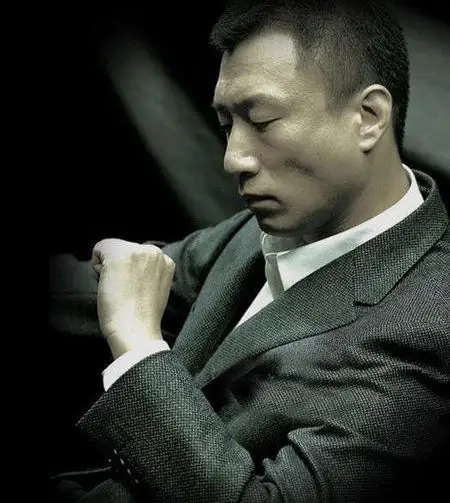 第一次随着母亲外出做事,孙红雷深深体会到了其中的艰辛.