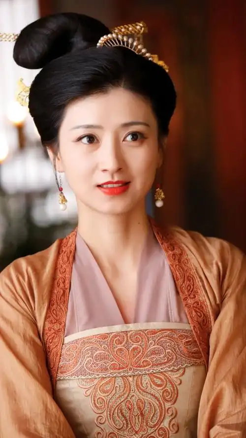 嘉南传 何夫人 斓曦 - 堆糖,美图壁纸兴趣社区