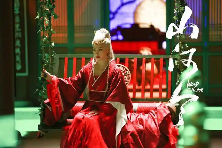 陈紫函山河令红衣白发美爆冻龄颜值惊艳众人频登热榜