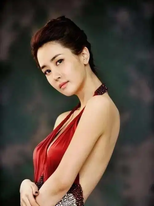 韩国性感美女李多海