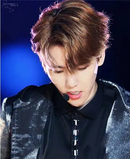 男生偏分发型图片好看又时尚的男生四六分发型