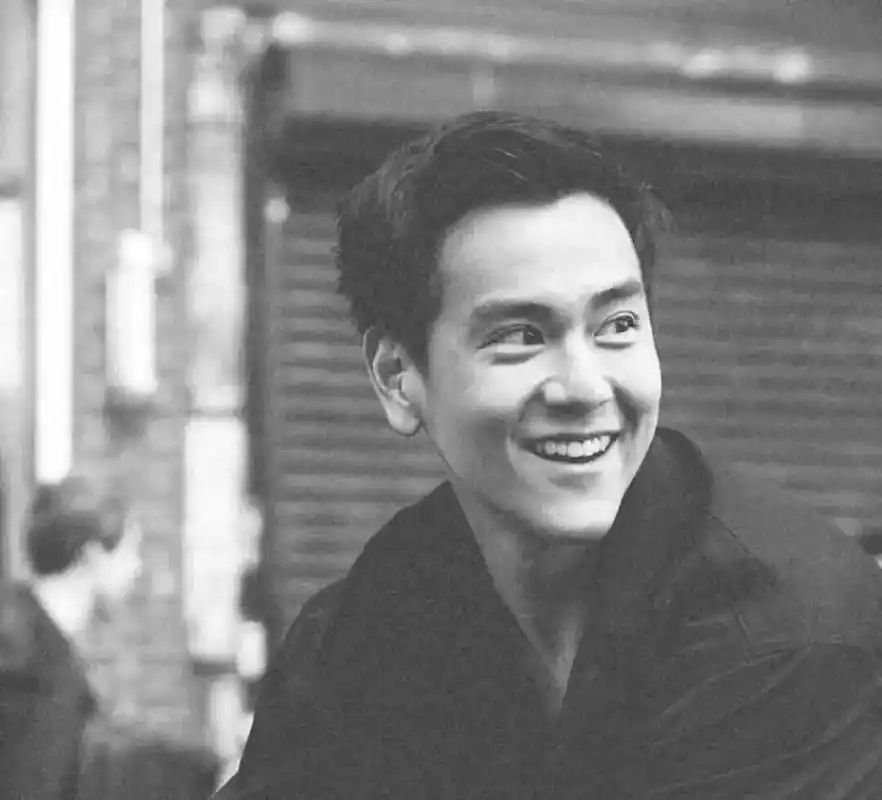 自律男人标配,自律男头!#男生头像 #彭于晏 #值得你长期不 - 抖音