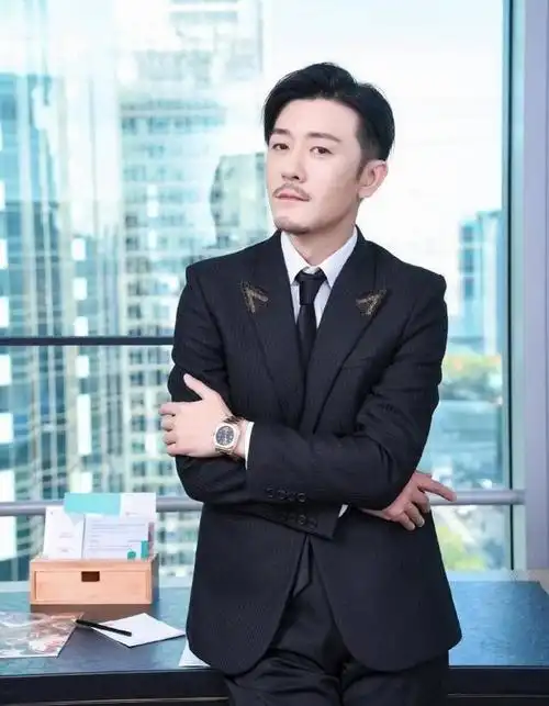 演员林雨申亲妈是导演干妈是导演就连同龄妻子也是一名导演