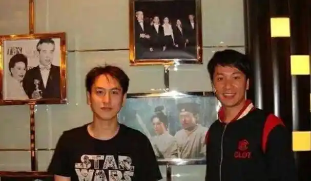 17岁帮妈妈赚8千万,上海富二代汤珈铖,今单身却当"爸爸"