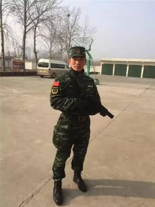 驻索马里中国武警特战讲述战地生活 曾遇袭受伤