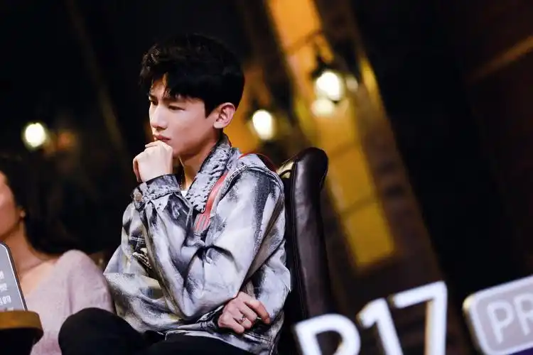 白敬亭明星大侦探 - 堆糖,美图壁纸兴趣社区