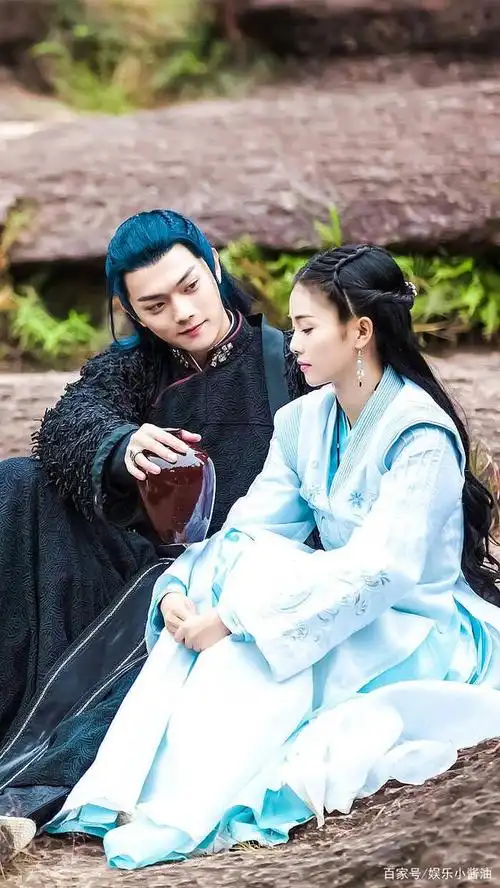 《招摇》白鹿许凯壁纸分享,两位"魔头"最后太弱了,结局太草率