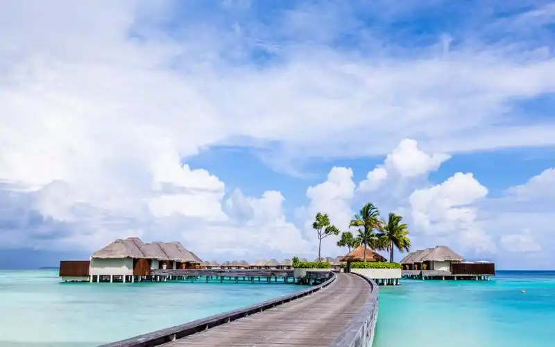 马尔代夫宁静岛风景图片桌面壁纸