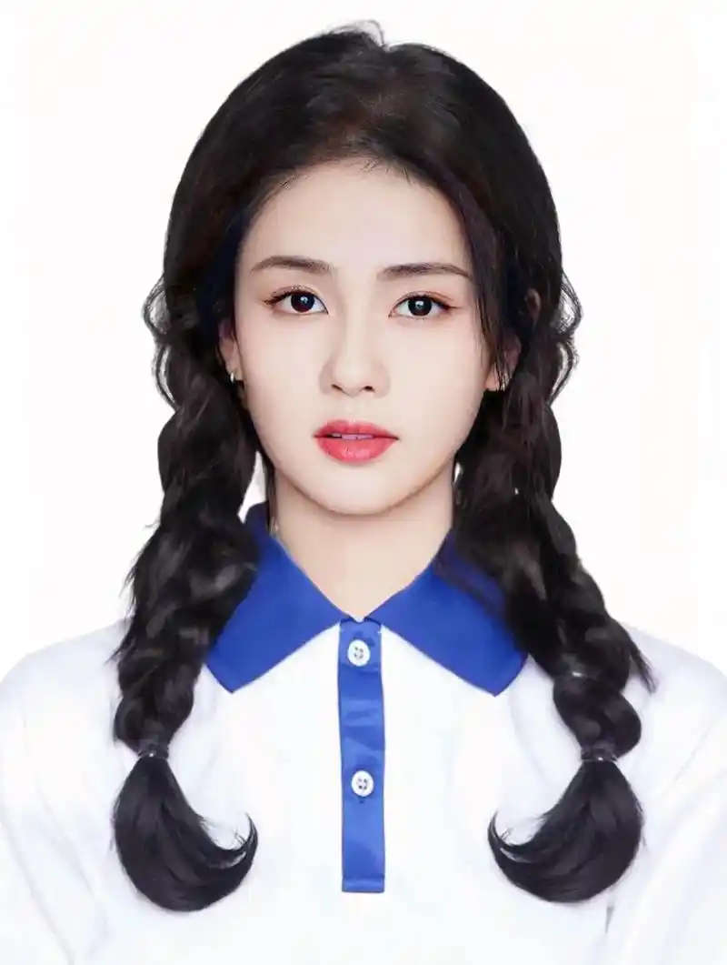 证件照p图 换底,换发型,换衣服都可.谁懂啊家人们 白鹿学生 - 抖音