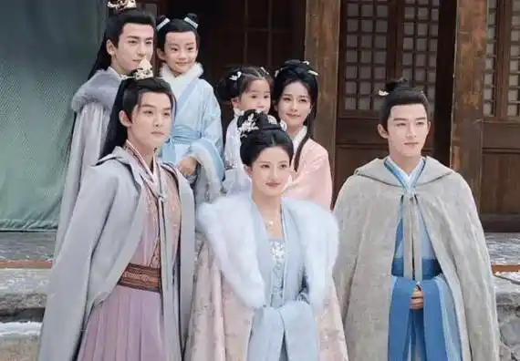 《书卷一梦》未拍先火,祝绪丹被心疼,杨超越赢很大,刘宇宁太稳_于正