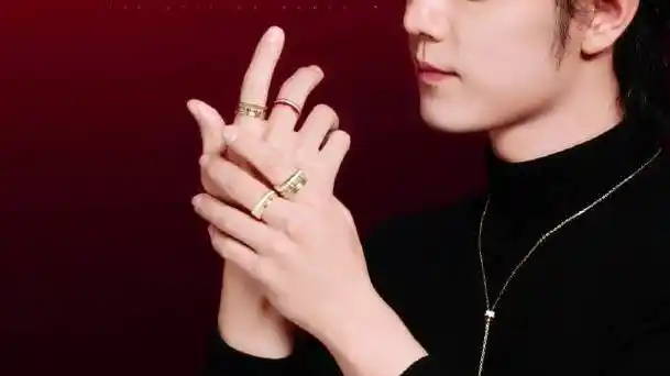 肖战##肖战宝诗龙全球品牌代言人##虾圈剪刀手计划1005