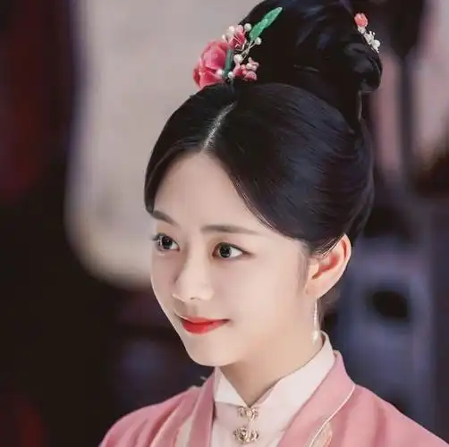 谭松韵古装造型被吐槽她却霸气晒自拍回应这肌肤我羡慕了