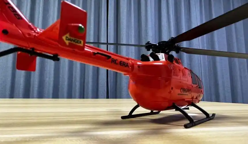 c186遥控直升机航模 迷你遥控飞机遥控像机c186四通单桨直升飞机航模