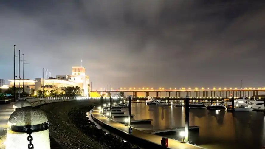 南沙游艇会码头夜景