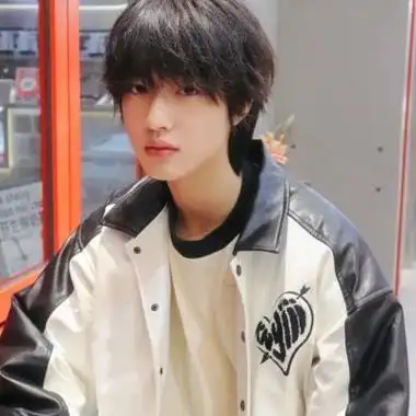 帅气的男生头像露脸头像男生很帅气的又冷酷的头像