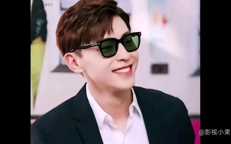 有一种笑叫做邓伦笑_哔哩哔哩 (゜-゜)つロ 干杯~-bilibili