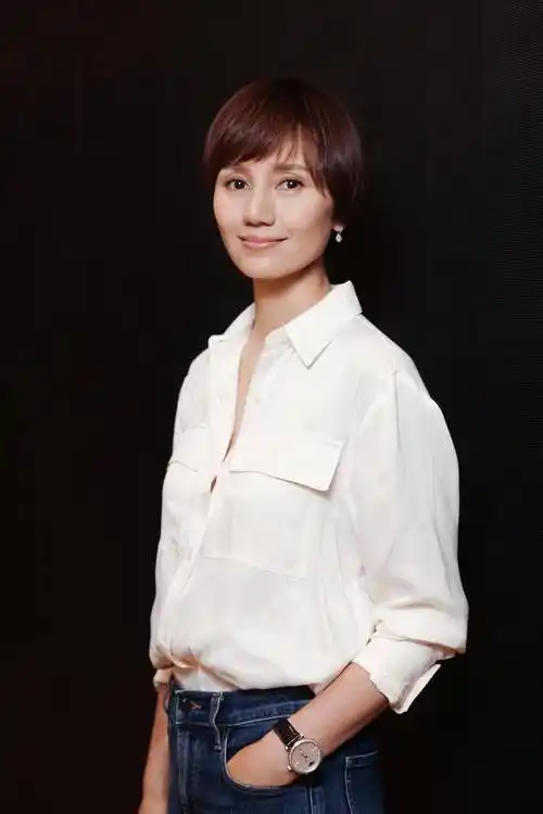 殷桃的嘴,梅婷的黑眼圈,坚决不整容的8位女星,一个比一个漂亮_演技