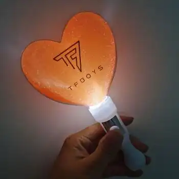 演唱会荧光棒应援棒荧光棒王俊凯王源易烊千玺演唱会闪光棒发光周边