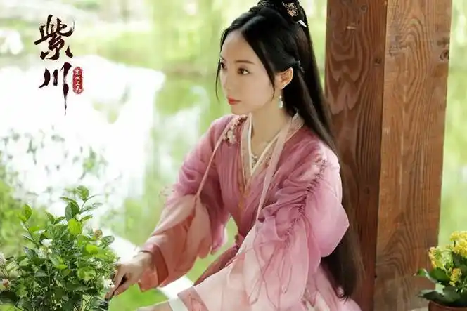 《紫川·光明三杰》正在热播中 陶珞依古装大嫂霸气出圈|紫川·光明