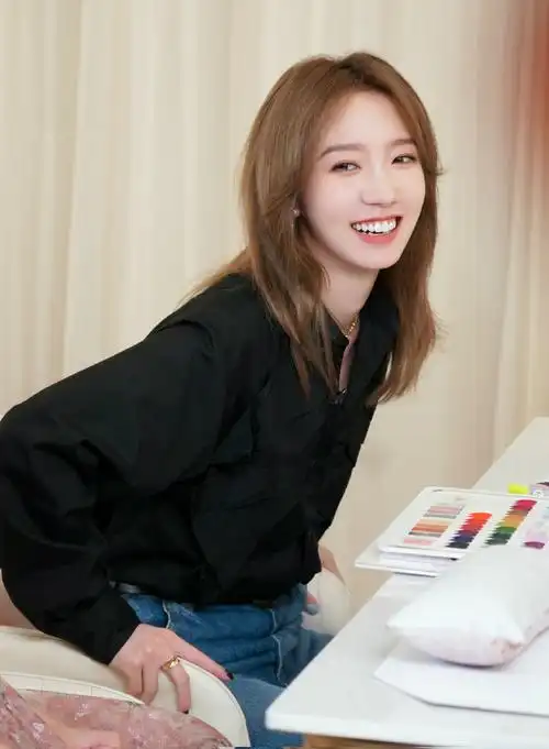 后续,乐华娱乐发布声明,称孟美岐并不知道陈令韬私人生活状况,并且