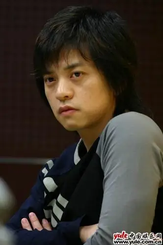李健_明星档案_写真_图片_资料_照片_中国娱乐网