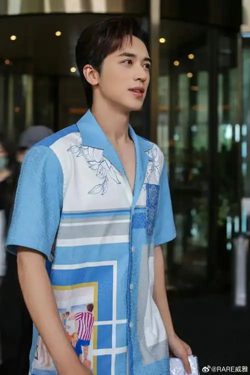 童话之星守村故事超话节目路透.许魏洲超话