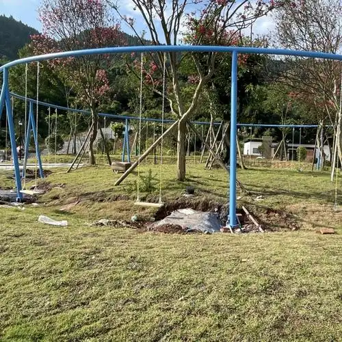 重庆赛奥雕塑厂 泸州金属秋千 遂宁金属不锈钢秋千内江不锈钢秋