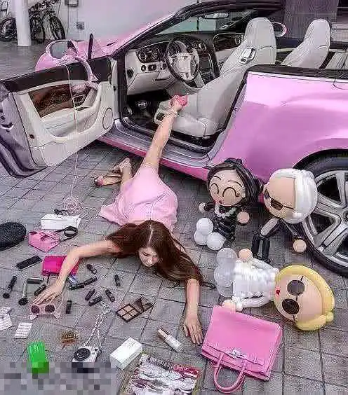 看韩雪的炫富方式炫富摔都是小意思网友教科书级别的