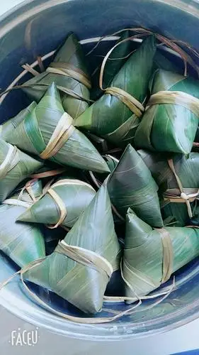 所有粽子都包好了,看看漂亮吗?