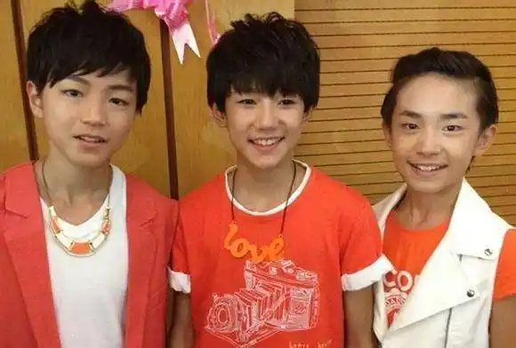 tfboys幼年照曝光原来他们是这样出道的