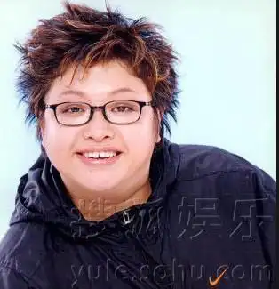 韩红罕见青涩旧照曝光 见过这么瘦的她吗?