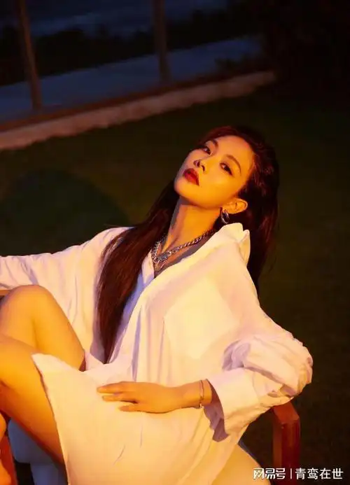 王霏霏性感大片情人节快乐