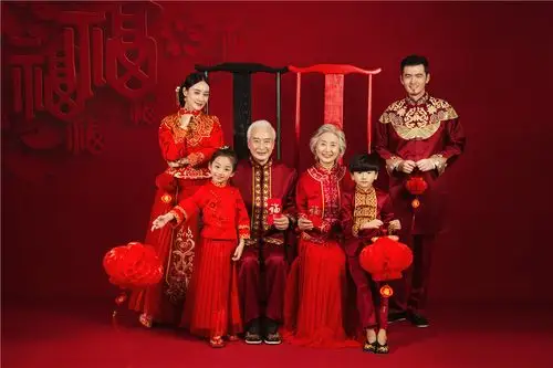 新款全家福拍摄服装影楼亲子装一家口中国风艺术写真亲子装