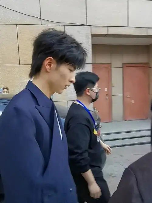 文韬和文韬合影啦