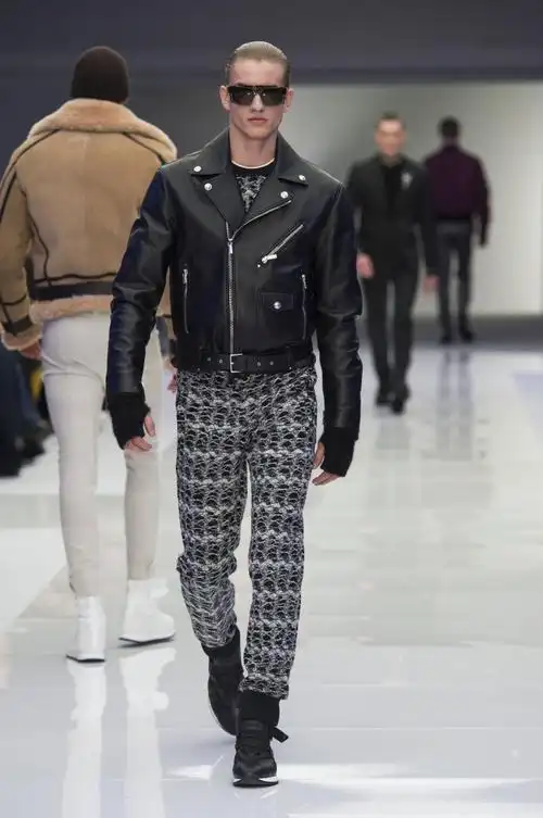 范思哲 versace 2016/17秋冬男装发布秀 - milan fall 2016